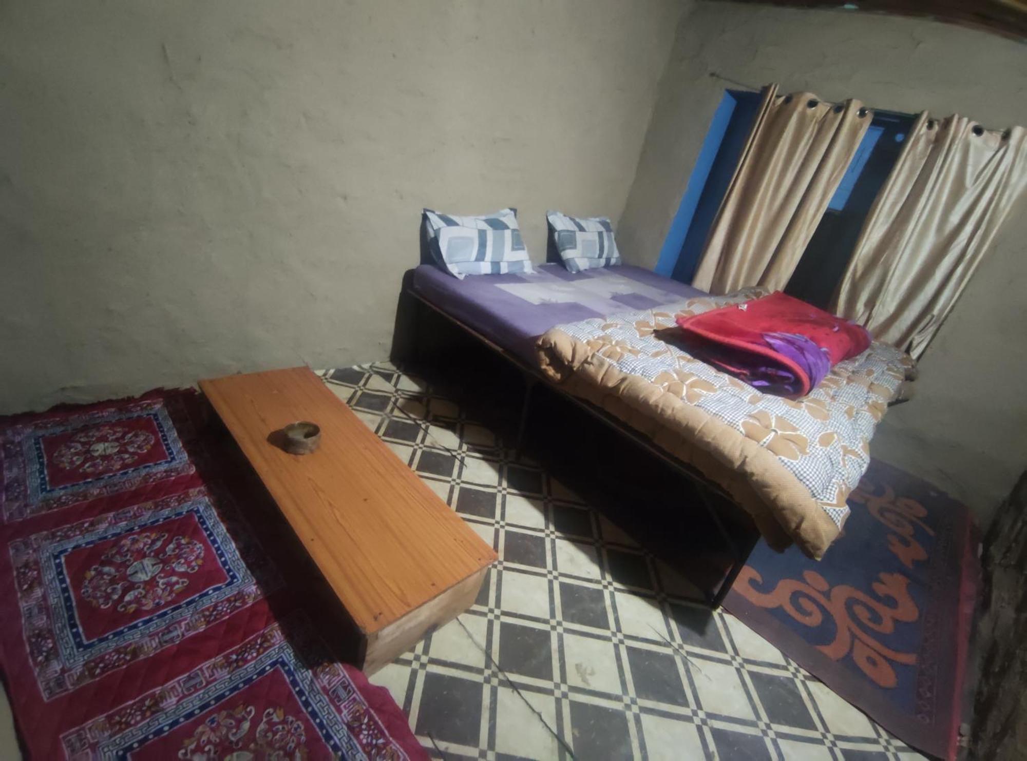 Karma Guest House And Cafe Kalgha Zimmer foto