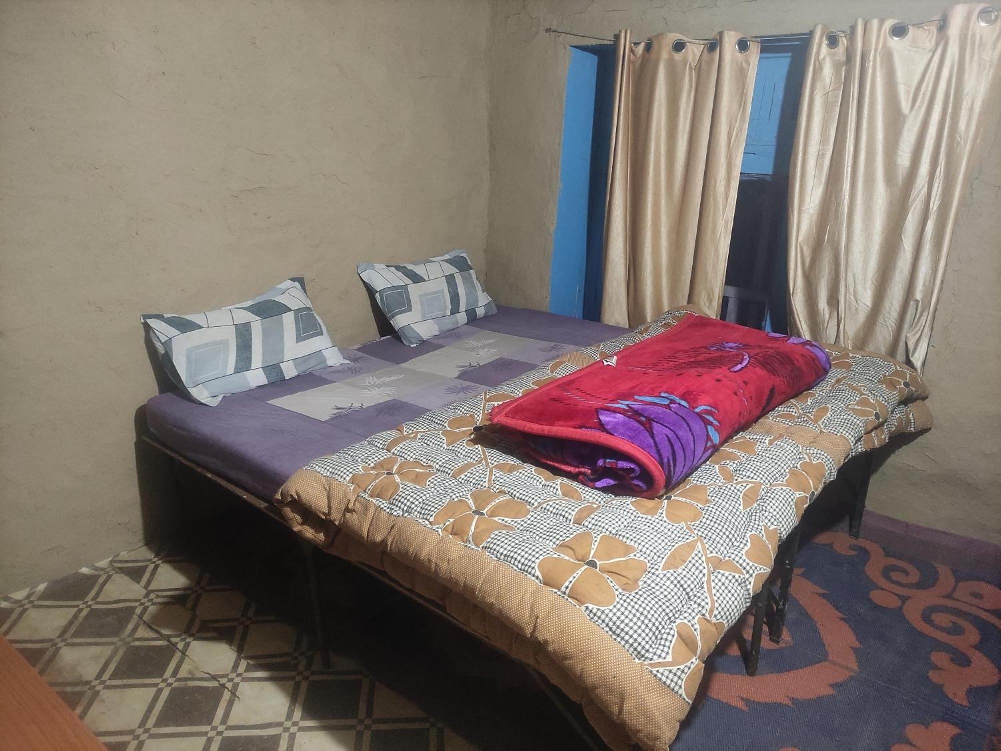 Karma Guest House And Cafe Kalgha Zimmer foto